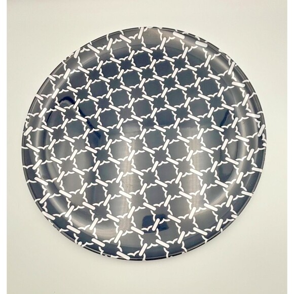 Sur La Table Blue/White Melamine Round Serving Tray 4th of July Quatrefoil motif - Picture 2 of 5